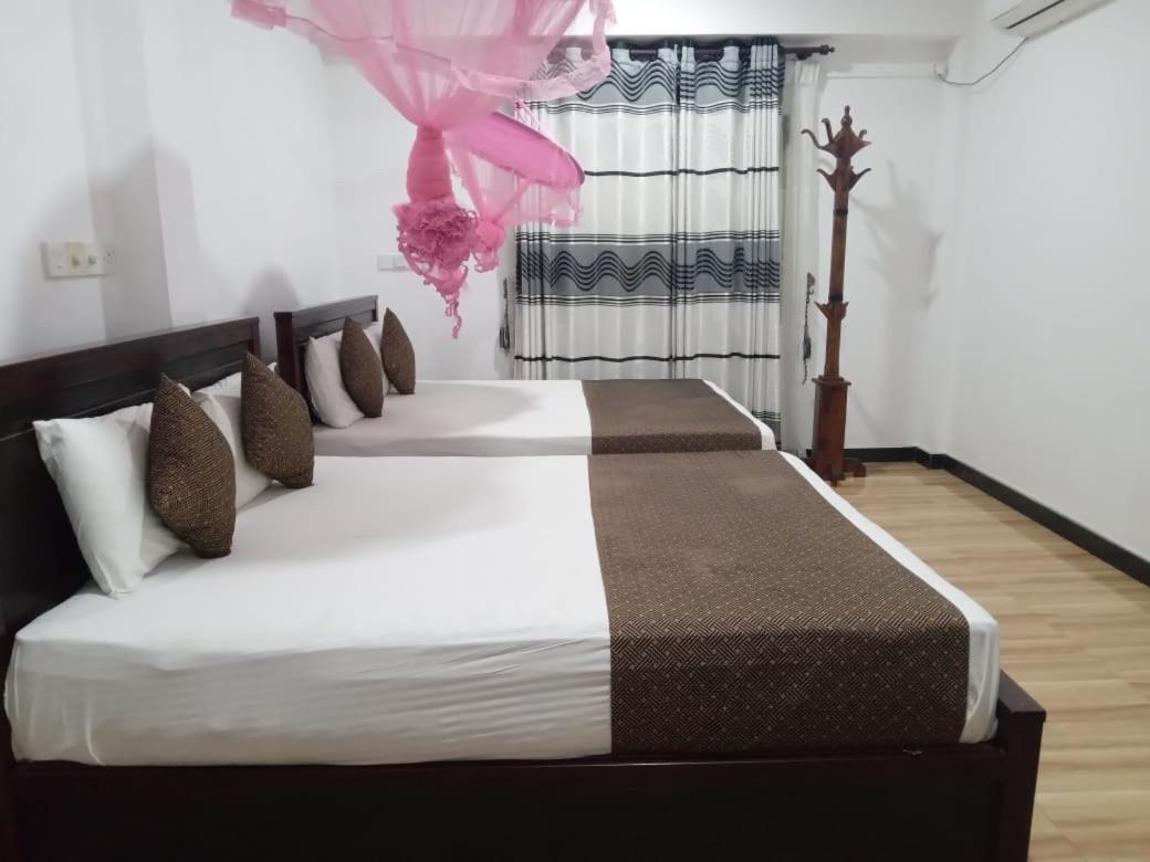Holiday Villa 亭可马里 外观 照片