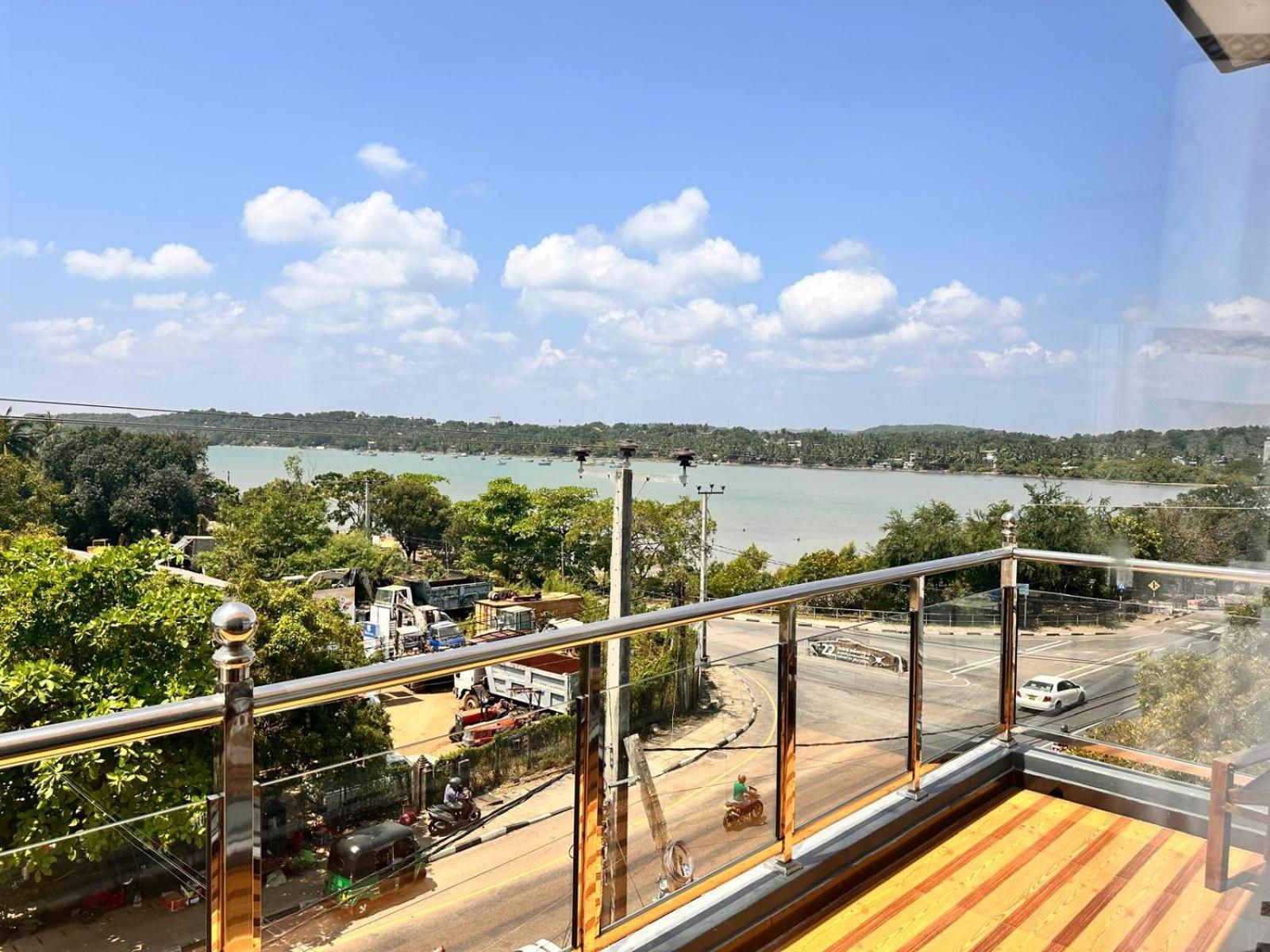 Holiday Villa 亭可马里 外观 照片