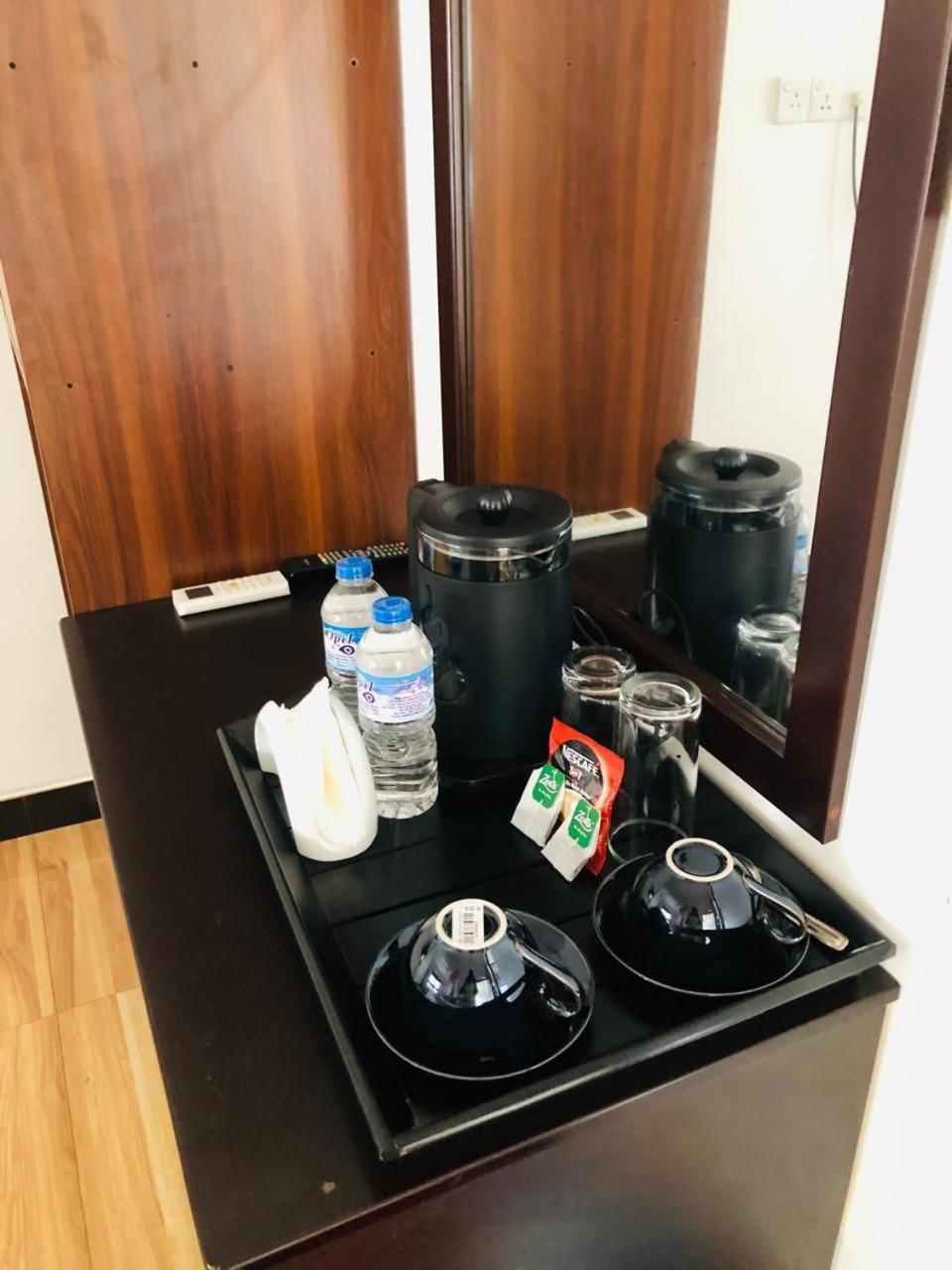 Holiday Villa 亭可马里 外观 照片