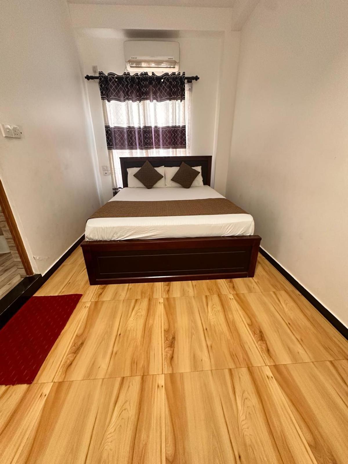 Holiday Villa 亭可马里 外观 照片