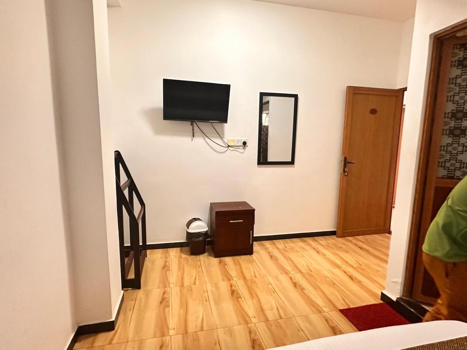 Holiday Villa 亭可马里 外观 照片