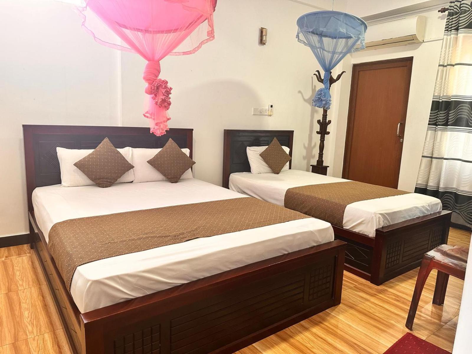 Holiday Villa 亭可马里 外观 照片