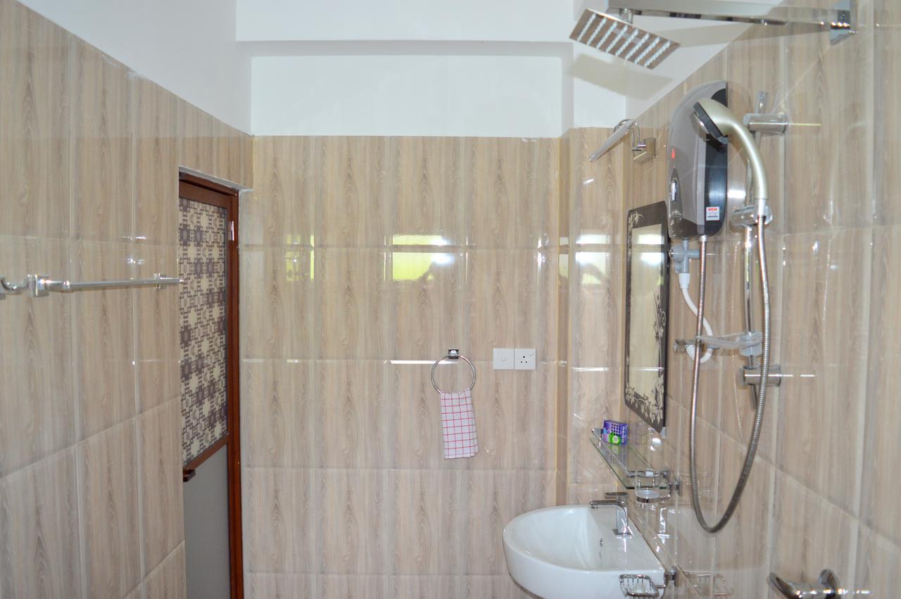 Holiday Villa 亭可马里 外观 照片